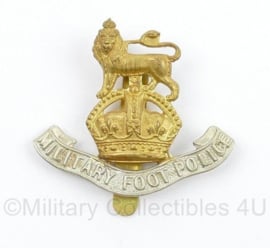 Naoorlogse Britse cap badge Royal Army Pay Corps  - Kings Crown  - 4,5 x 4,5 cm - origineel