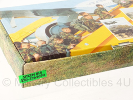 KL Nederlandse leger PIT welkomspakket voor militairen die terugkeren van missies - origineel