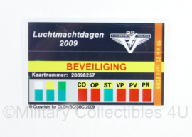 KLU Koninklijke Luchtmacht entreepas Beveiliging Luchtmachtdagen 19 en 20 juni 2009 Vliegbasis Volkel - 8 x 5,5 cm - origineel