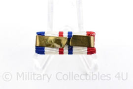 Nederlandse leger medaille baton Herinneringsmedaille Multinationale Vredesoperaties HMV4- 3 x 1 cm - origineel