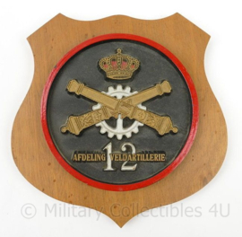 KL Landmacht wandbord Afdeling 12 Veldartillerie - afmeting 16 x 16 cm - origineel