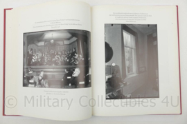 Boek Stille getuigen - Foto's uit het archief van de Amsterdamse Politie - 22 x 1,5 x 27 cm