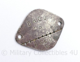 WO1 WO2 Belgische 1e Linieregiment naamplaatje - 4,5 x 3 cm - origineel