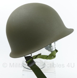 US Army Vietnam oorlog M1 helmpot met correcte kinriem en kurklaag - ZONDER binnenhelm - origineel naoorlogs