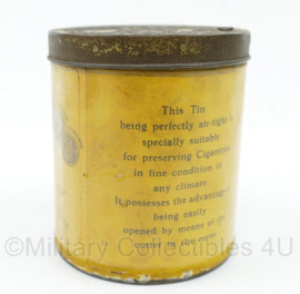 WO2 Brits blik  1940s Vintage WD & HO Wills Gold Flake Honey Dew Cigarette Round Tin Box- zonder inhoud - 7 x 7,5 cm - origineel