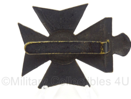 WO2 Britse pet of baret insigne The Kings Royal Rifle Corps - afmeting 4 x 5,5 cm - origineel