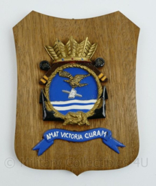 Wandbord  Koninklijke Marine Squadron V Amat Victoria Curam IGGW - 19 x 14 x 1 cm - origineel