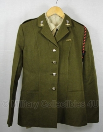 Brits leger dames uniform jas met insignes - 170 / 92 - origineel