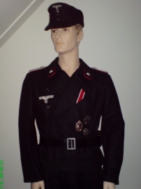 Panzer uniform - Leutnant