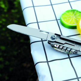 Camping tool 6 in 1 - nieuw
