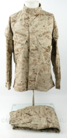 USMC US Marine Corps jacket and trousers Marpat Desert camo - maat Medium Short - gedragen - origineel