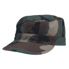 US Army BDU field cap Woodland camo STONEWASHED - maat M, L of XL