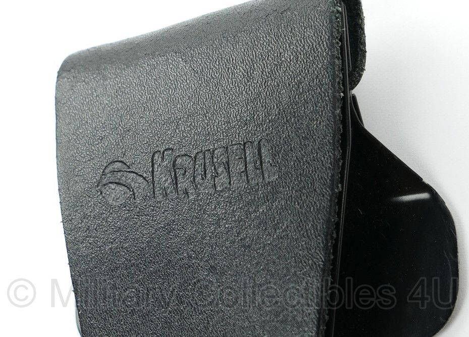 Politie of KMAR Krusell swivelkit  koppel houder leder/ metaal - afmetingen 7½ x 1½ x 7½ cm - origineel