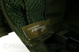 Profile Equipment plate carrier met mag pouches en HG tassen - licht gedragen - origineel
