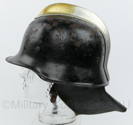 Vintage Brandweer helm met kam en lederen nekflap - origineel