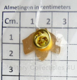 Kmar EU speld met Nederlandse vlag - nieuw in verpakking - 2,5 x 2 cm -  origineel