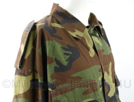 Korps Mariniers Forest camo uniform jas met straatnaam - maatkleding borstomtrek 160 cm en armlengte 64 cm - nieuw - origineel