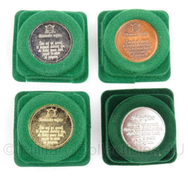 Sloveense militaire insigne set Slovenska Vojska (4 stuks) in originele doosjes - origineel