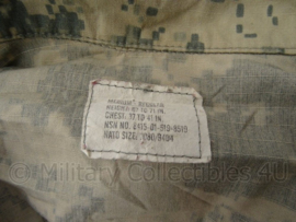 US Army ACU camo jas - "Carter" - met rang op de borst - Medium Regular - Origineel
