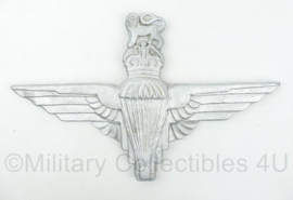 WO2 Britse Parachute Infantry Regiment Kings Crown decoratie - 48 x 2,5 x 30 cm - replica