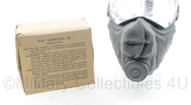 Wo2 US Army Dust Respirator M1 in de originele doos - origineel