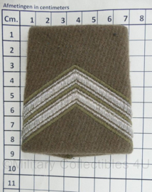 KL Nederlandse leger epauletten voor wollen mantel Sergeant Majoor - 7,5 x 8,5 cm - origineel