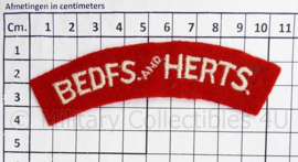 WO2 Brits paar shoulder Titles Bedfs and Herts - 10,5 x 2,5 cm - origineel