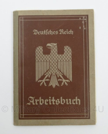 WO2 Duits 1936 Arbeitsbuch met 3 x blad Bescheinigung  - origineel