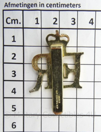 Britse Regiment pet insigne - WO2 model, maar net naoorlogs - afmeting 3 x 3 cm - origineel