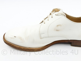 Koninklijke Marine witte tropen schoenen Avang Hand Sewn met lederen zool - maat 10,5 = 45 - origineel