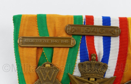 Medaille balk met Medaille voor Krijgsverrichtingen met gesp 1940 45, Ereteken voor orde en Vrede met gesp en trouwe dienst zilver - 10 x 7,5 cm - origineel