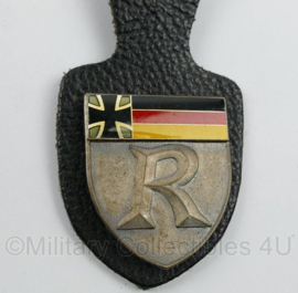 Bundeswehr borsthanger - 9 x 4 cm - origineel