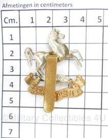 WO2 Britse cap badge Kings Regiment Liverpool - 5 x 4 cm -  origineel