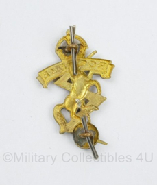 WW2 Canadian cap badge - RCREME Corps of Royal Canadian Electrical and mechanical engin - Kings Crown - 5 x 3,5  cm - origineel