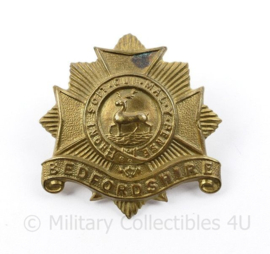 WW2 British cap badge Bedfordshire and Hertfordshire Regiment - 4,5 x 4,5 cm - origineel