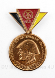 DDR NVA medaille Reservist der Nationalen Volksarmee - origineel