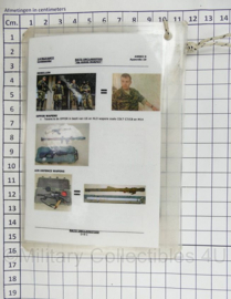 KL Nederlandse leger 14(NLD)AMTF Commander NATO Unclassified Audie Murphy instructiekaarten geplastificeerd 302 squadron - origineel
