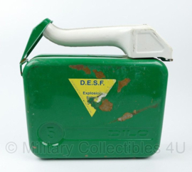 Vintage DESF Explosion Safety Can jerrycan Dilo 5 liter jaren 60- 31 x 8 x 31 cm - gebruikt - origineel