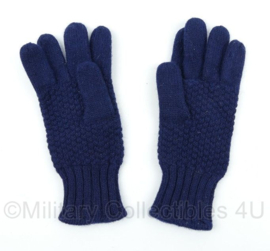 KM Koninklijke Marine gebreide handschoenen blauw 1961 - fabrikant Tricolana - maat 12 - gedragen - origineel