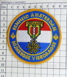 Nederlandse Politie Eenheid Amsterdam Nijmeegse Vierdaagse embleem met klittenband - diameter 9 cm