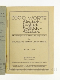 Duits-Engels, Engels-Duits vertaalboekje - 14,5 x 10,5 cm. origineel 1946