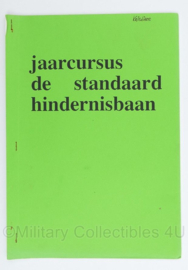 Defensie handboek jaarcursus de standaard hindernisbaan - origineel