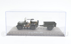 Decoratieve gedetailleerde Willys MB jeep met aanhanger op schaal - 8 x 18,5 x 7,5 cm - origineel