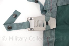 KLU en USAF Case assy Survival Kit voor piloten voor in de schietstoel  - 38 x 38 x 12½ cm - nieuw - origineel