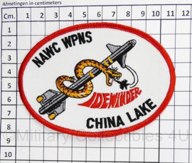 USN Naval Air Warfare Center Weapons  NAWC WPNS China Lake Dewinder embleem - 11 x 8 cm - origineel