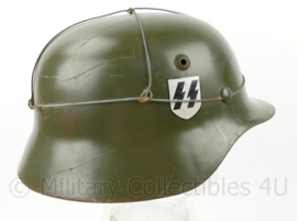 aGED WO2 Duitse Waffen SS M40 helm met decal en staaldraad - replica