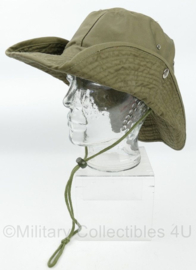 US Army Bush hat Hot Weather - maat 61 - gedragen