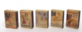 Doosje lucifers van hout- met replica wo2 Duitse afbeelding -Rotes Kreuz
