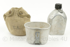 WO2 US veldfles set aluminium beker 1941 en fles 1942 - origineel