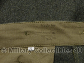 WO2 Duitse M40 broek feldgrau - maat Medium, Large, XL of XXL(vallen klein uit)   - replica